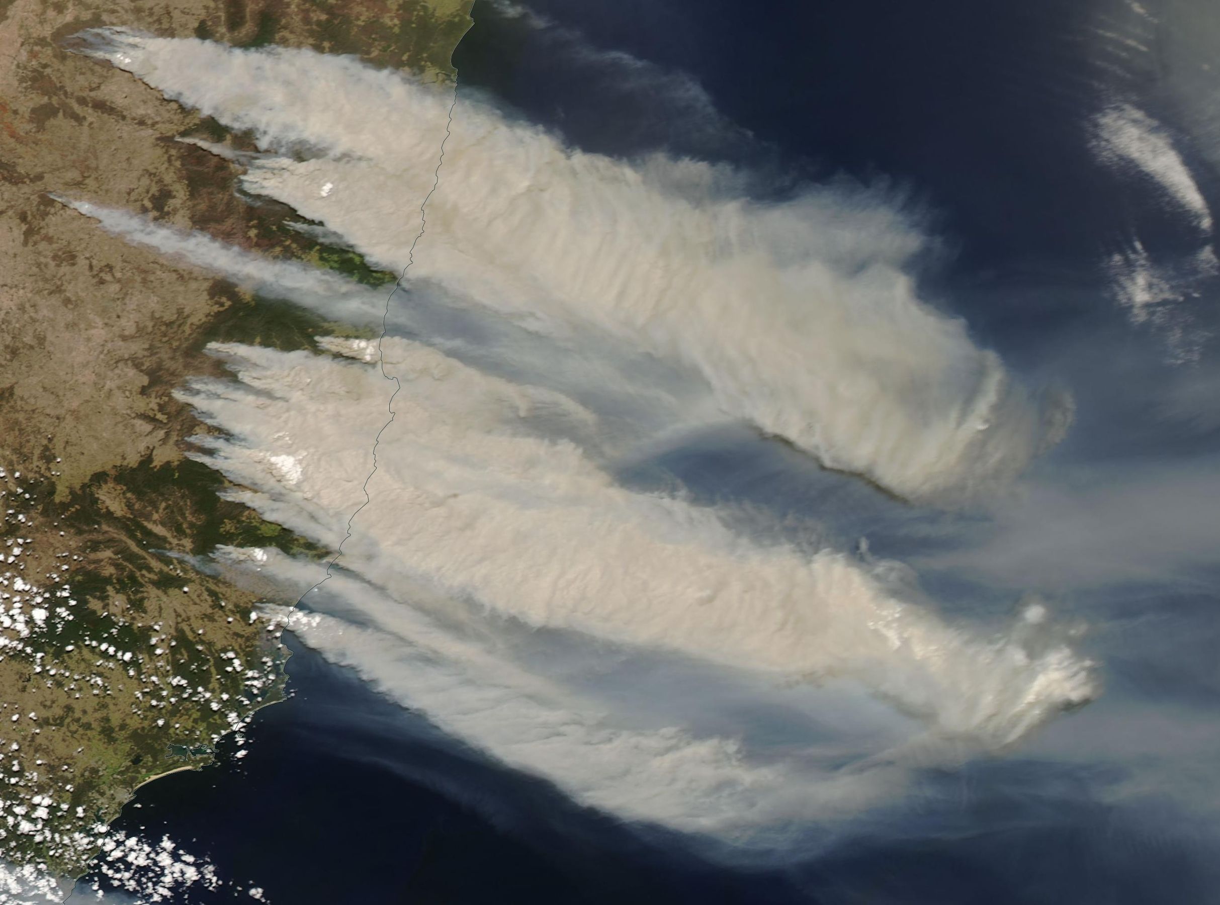 aqua_20191108_ausfires_smaller