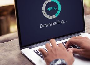 download-processing-data-on-laptop-